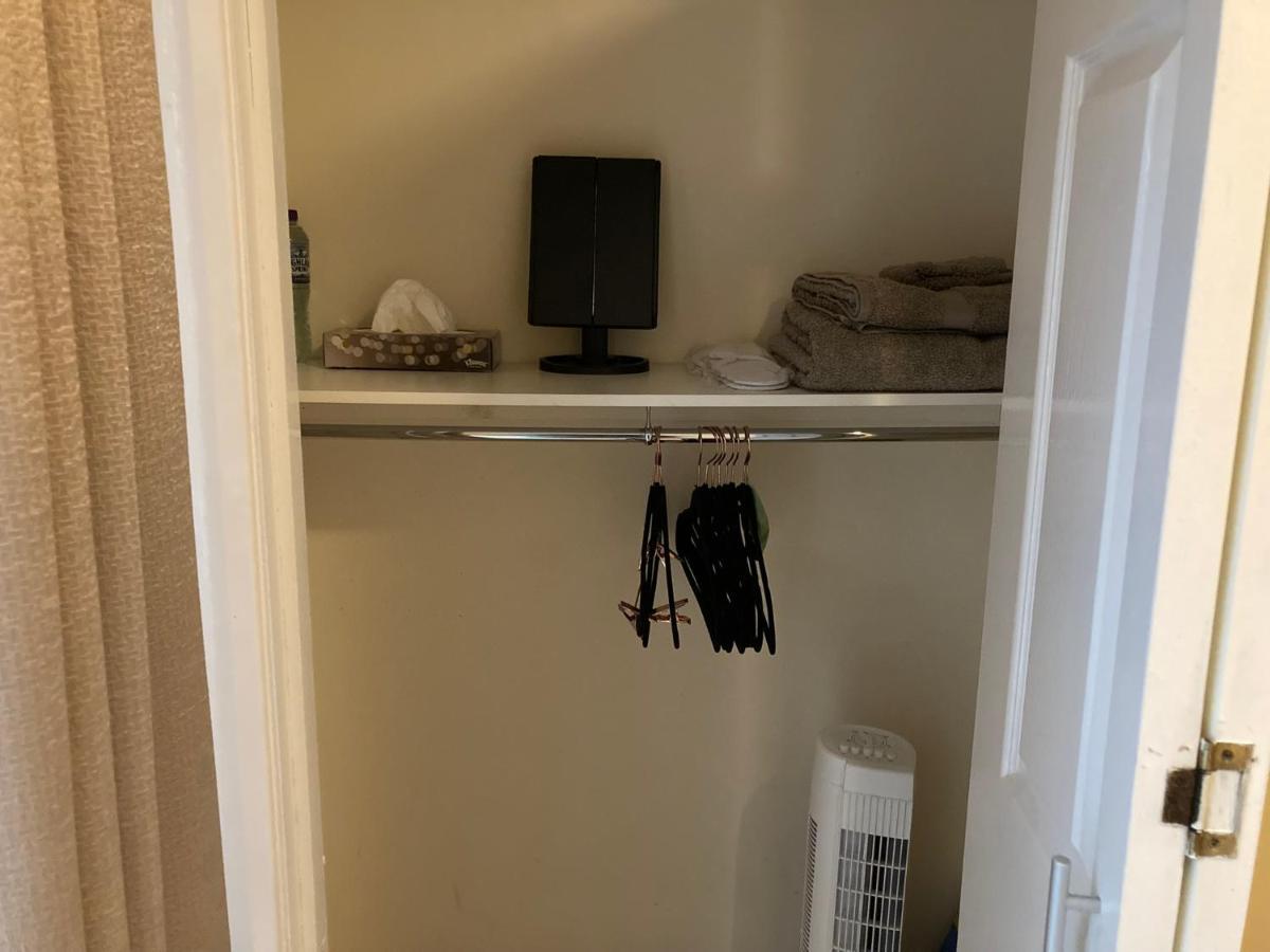 Comfortable Room With Private Balcony And Shared House London Exteriör bild